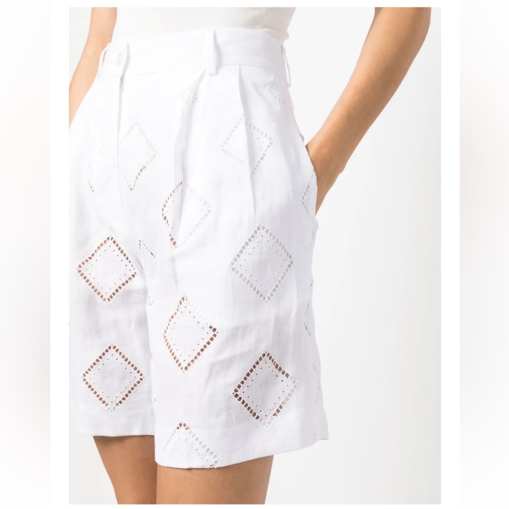 Kiton White Eyelet Embroidered High-Waist Shorts